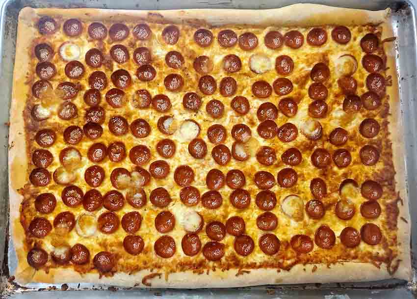 Party Pizza Pepperoni